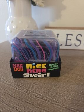 Needoh Nice Berg Swirl Super Solid Squish Toy - Purple & Pink